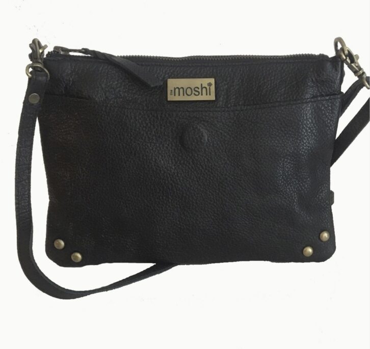 Shoulder bag Aria, black, von moshi